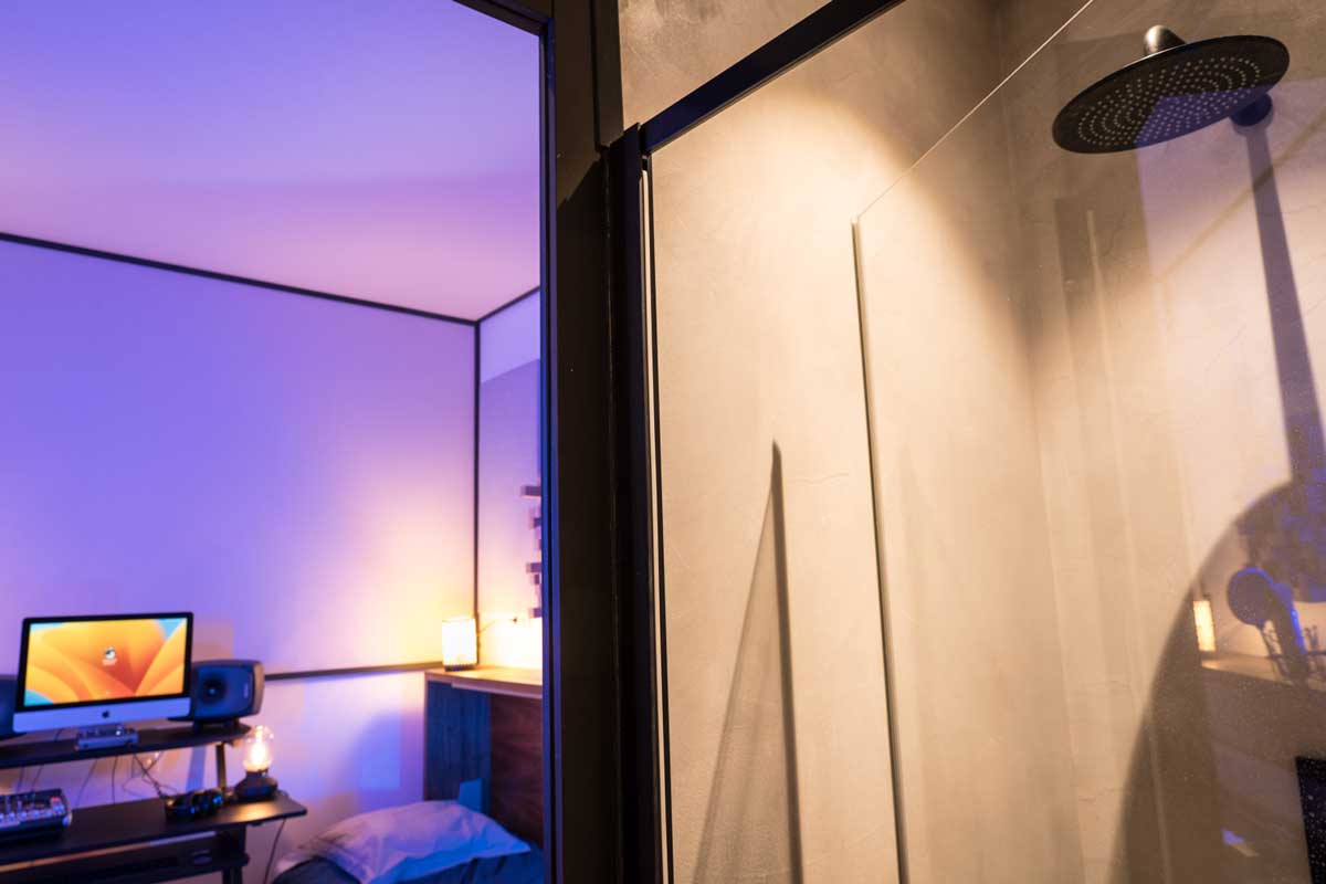 Quai-Son-Studio-Chambre2-F